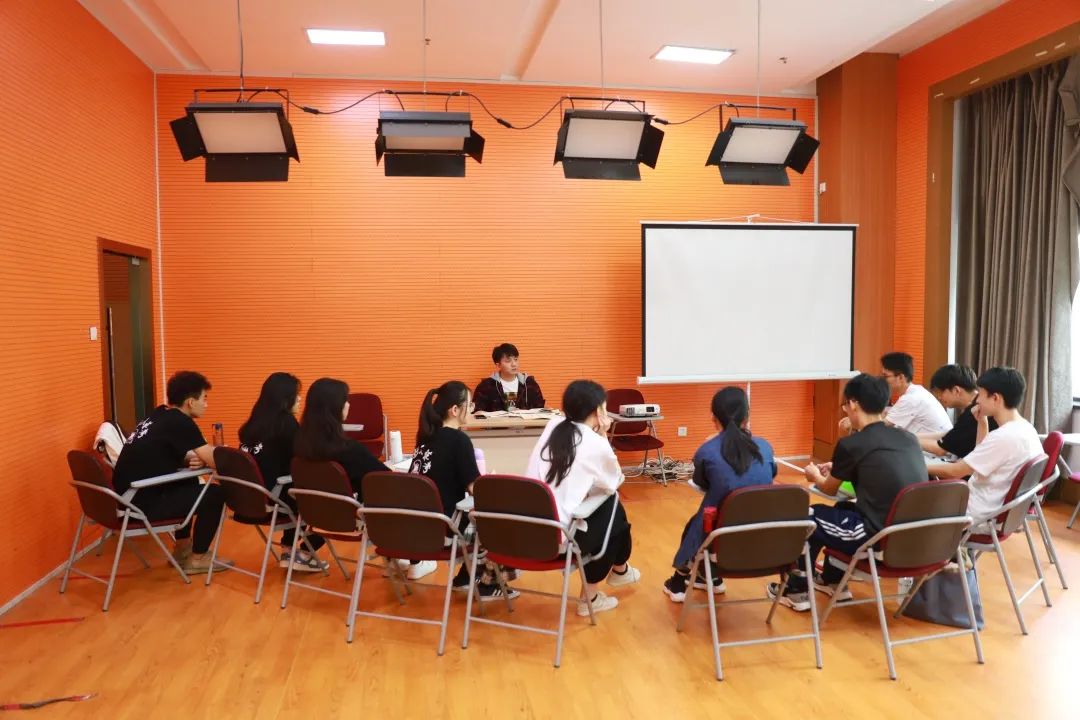 表演專業(yè)應(yīng)該怎么備考