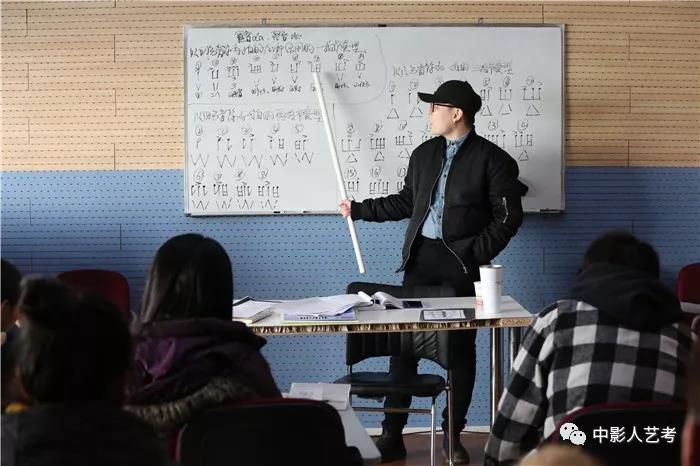 聲樂(lè)訓(xùn)練課堂