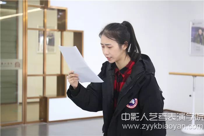 臺詞稿件一對一訓(xùn)練