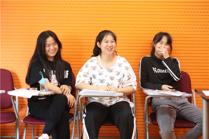 形體表演對(duì)與演員的重要性你知道嗎