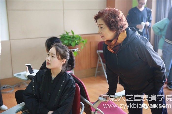 中戲教授麻淑云老師.jpg