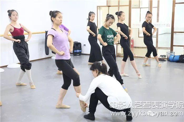 表演培訓班.jpg