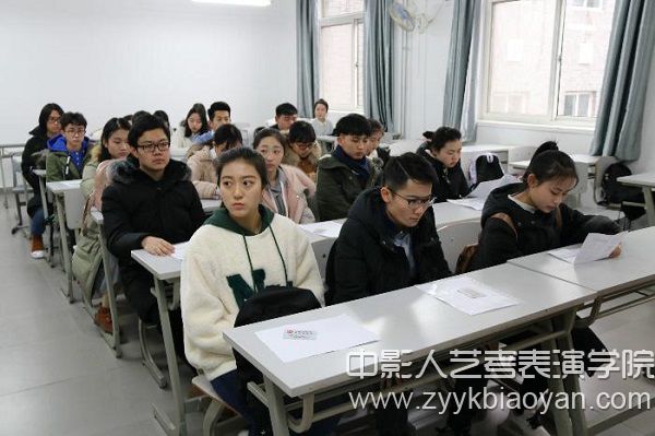 電影電視系影視編導(dǎo)、影視制片專業(yè)方向開考.jpg