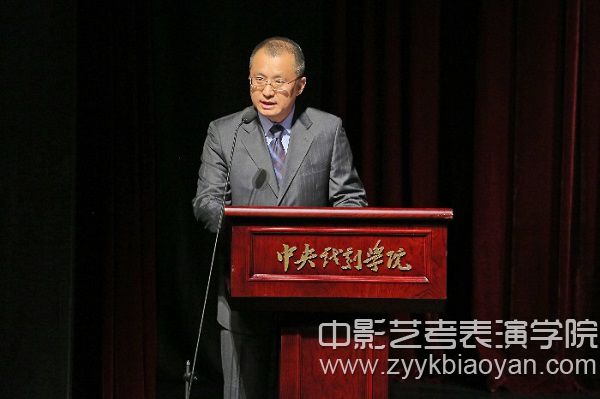 戲劇管理系主任馬述智代表教師發(fā)言.jpg